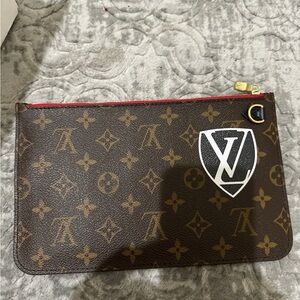 Louis Vuitton neverful pouchette